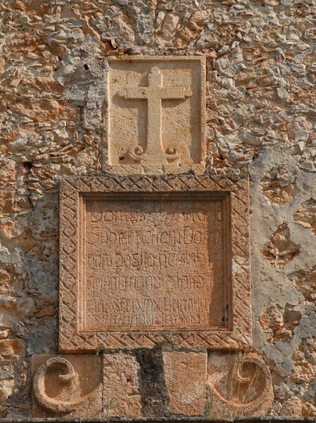 San Antonio, façade placard & cross - Ticum, Yucatán