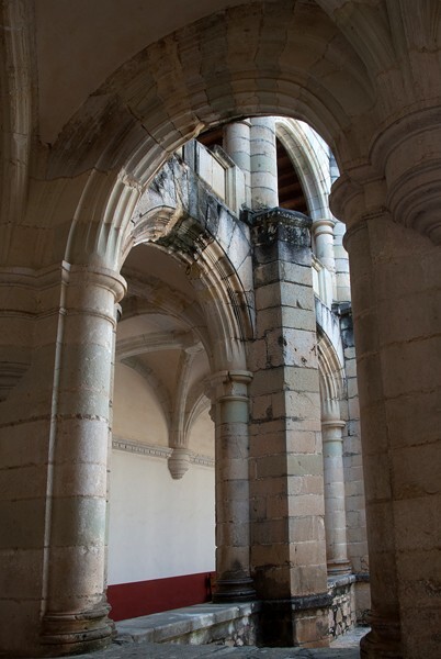 Santiago Matamoros, lower cloister walk, arches - Santiago Matamoros, church & cloister