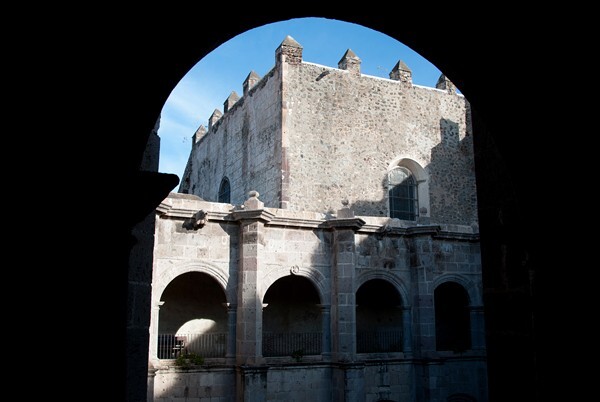 Upper cloister walk & convento - San Pablo, nave, sacristy & cloister