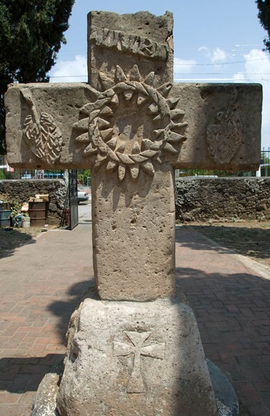 San Nicolás Obispo, atrial cross, front - San Nicolás Obispo, Michoacán