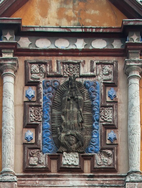 Christ at the Column, upper relief, Virgin Immaculate - Misterios del Rosario