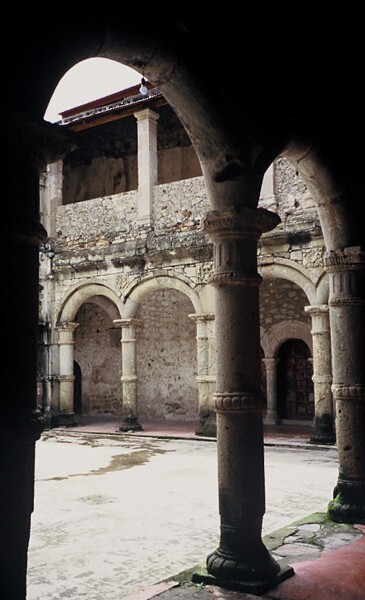 Cloister pillars - Molango, Hidalgo