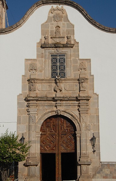 Nuestro Señor de Araró (Nuestra Señora del Refugio), façade - Araró, Michoacán