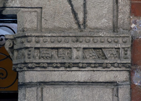 Façade portal, right pilaster impost relief - Ex-Colegio Seminario de San Jerónimo
