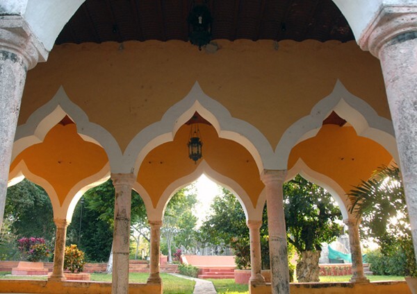 Hacienda arches - Xcanchacan, Yucatán