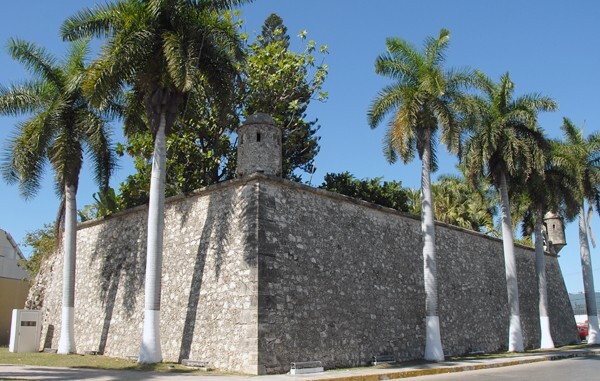 Baluarte Santiago - Baluartes (Bastions)