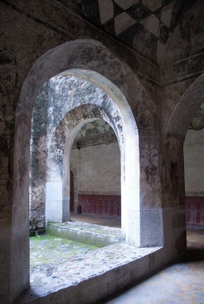 Lower cloister walk arches - San Guillermo