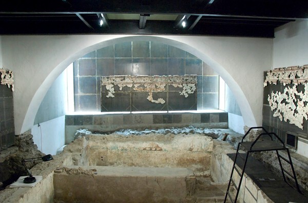 Santiago, Caja de agua (excavation) - Tlatelolco