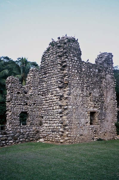 Convento ruins (possible posa chapel) - Santo Domingo
