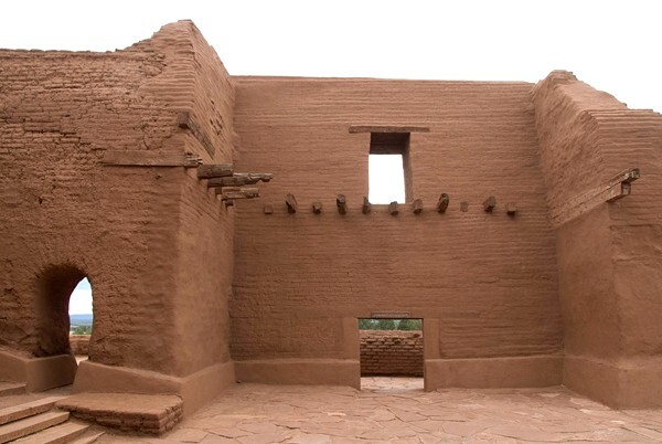 Nuestra Señora de Los Angeles, nave wall - Pecos, New Mexico