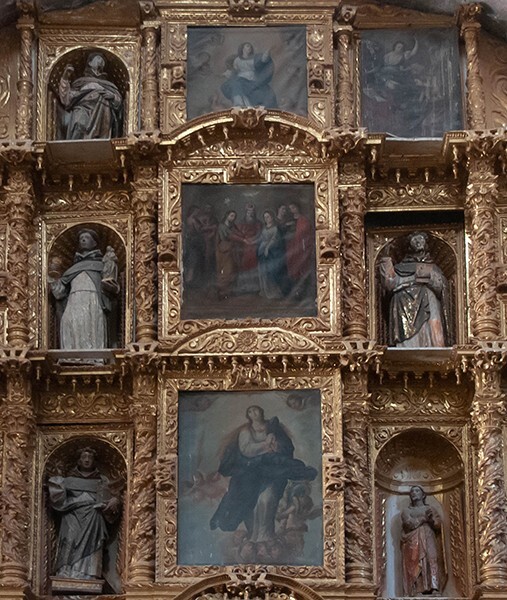 San Juan Bautista, Nuestra Señora del Rosario altar, top three tiers - Coixtlahuaca, Oaxaca