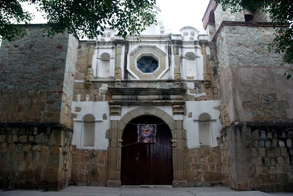 Los Reyes, façade & buttressing (bell-tower, right) - Reyes Etla, Oaxaca