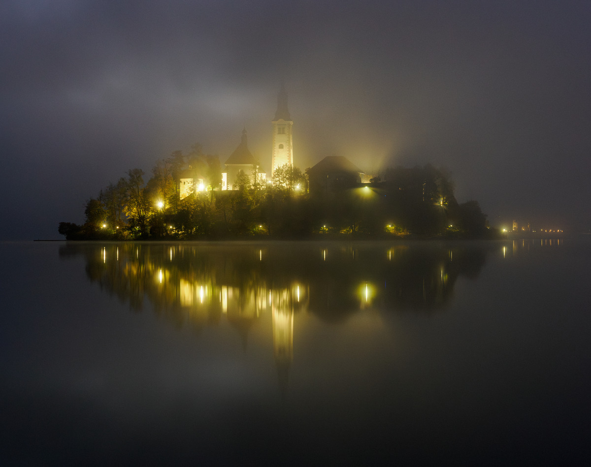 Slovenia Card1 -29-Enhanced-NR - Slovenia in the Mist