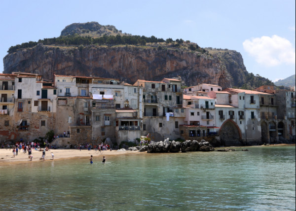 5D Cefalu 61 - Sicily incl. Etna