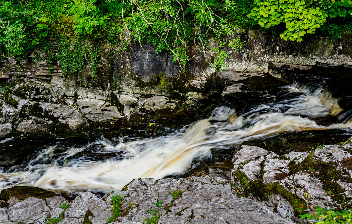 Yorkshire7 - Yorkshire Meadows, Barns and Waterfalls