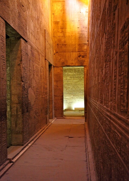 Edfu 1jpg - Egypt - Edfu and Kom Ombo