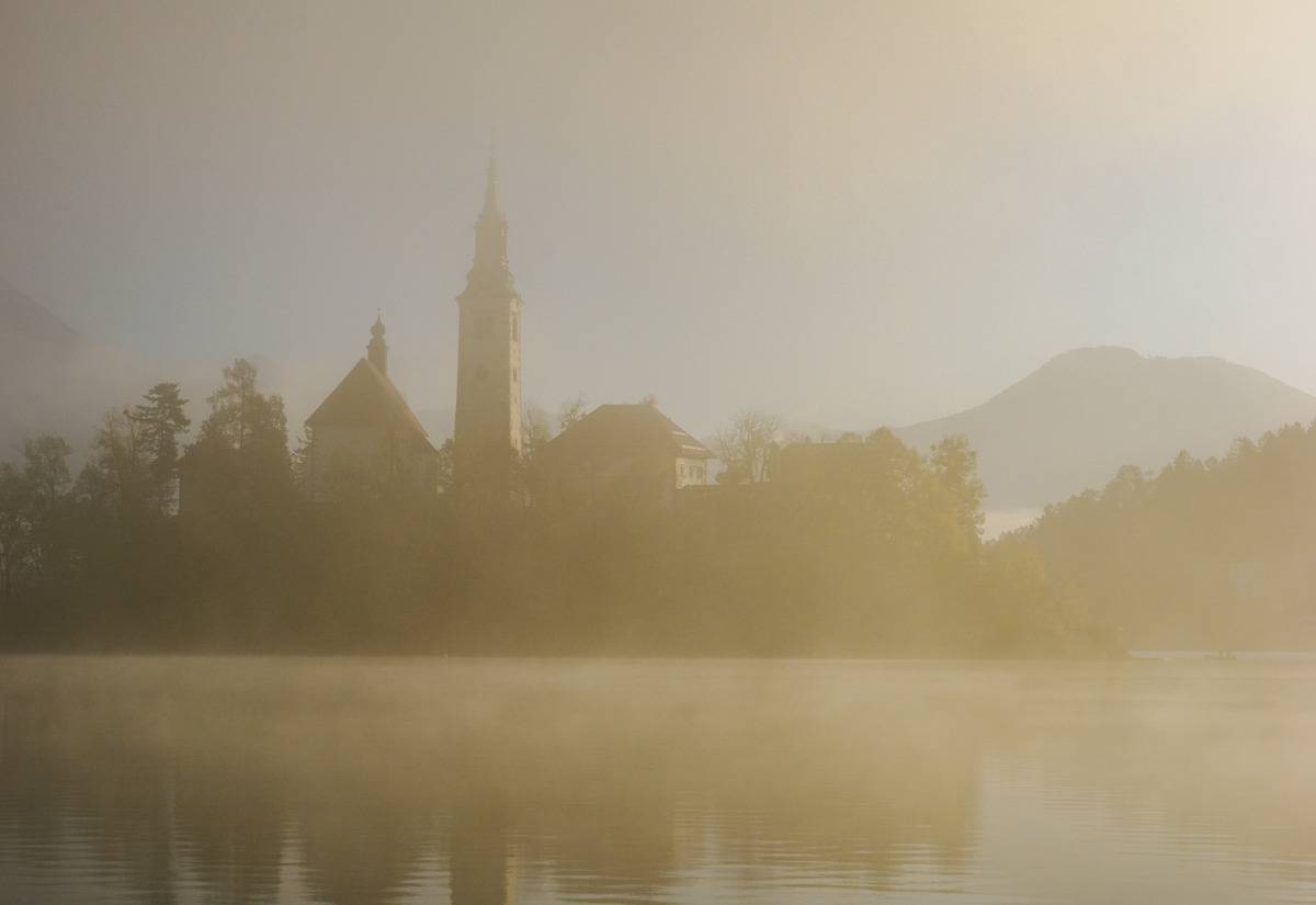 Slovenia Card1 -87 - Slovenia in the Mist