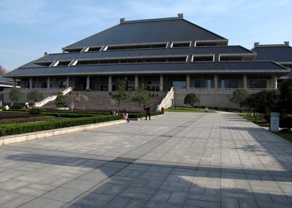 Hubei Province Museum incl Marquis Yi of Zeg 7jpg - Marquis Yi of Zeng (Hubei Museum)
