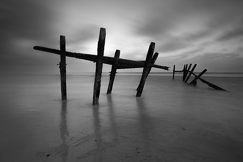  - Peer into the Darkness (coast)