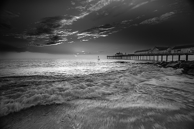  - Peer into the Darkness (coast)
