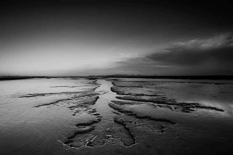  - Peer into the Darkness (coast)
