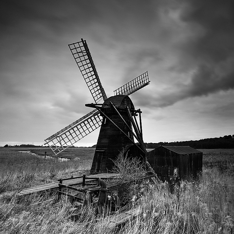 Suffolk - The UK landscape - monochrome