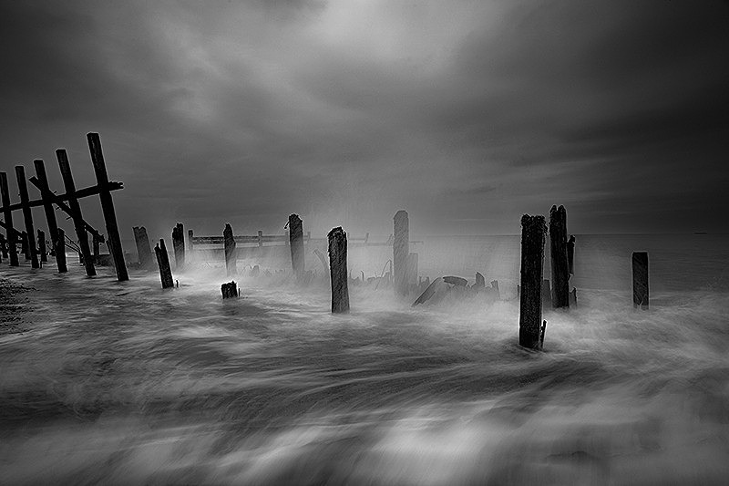  - Peer into the Darkness (coast)