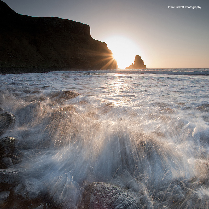 Scotland landscape photograph of Talisker Bay on the Isle of Skye
