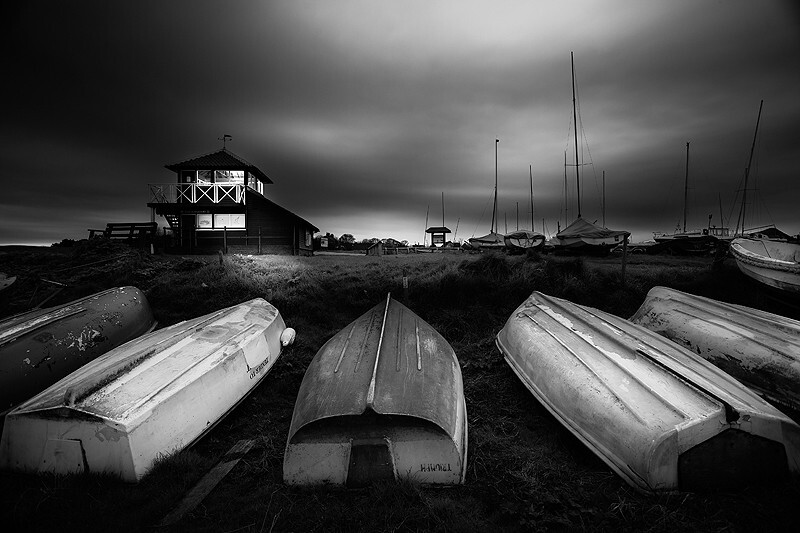  - Peer into the Darkness (coast)