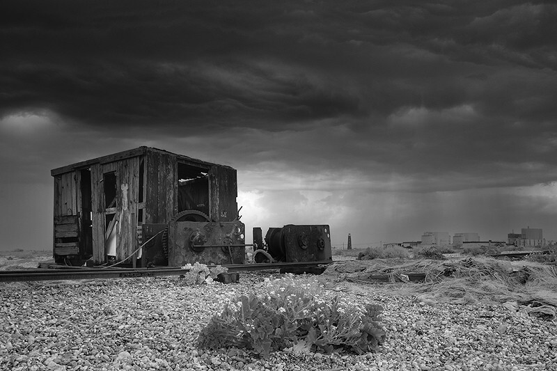  - Peer into the Darkness (coast)