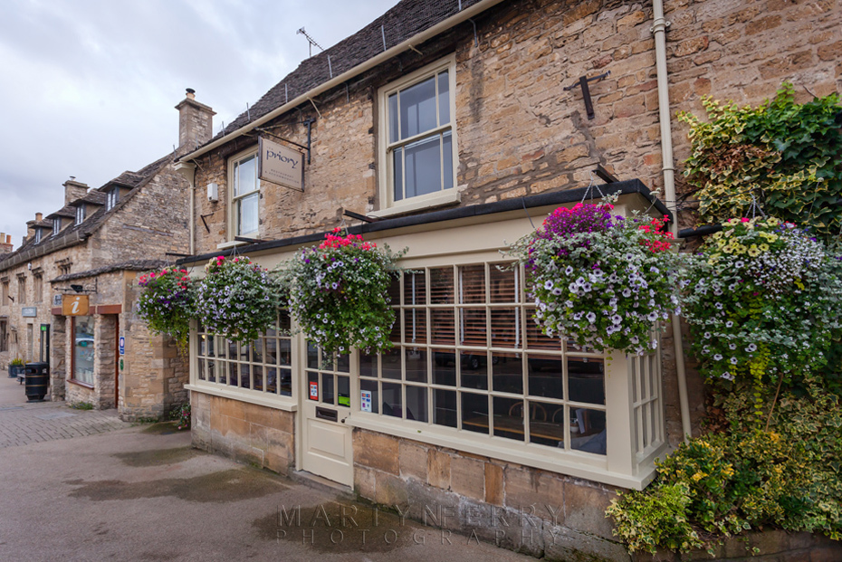 Burford 18 - Burford
