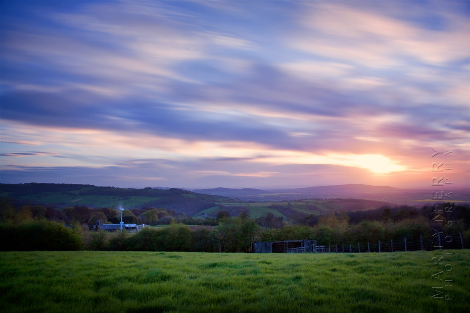 Sunset photo over the Cotswolds from Broadway Tower
