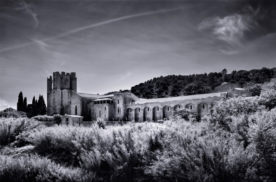 Beautiful view of Lagrasse Abbey