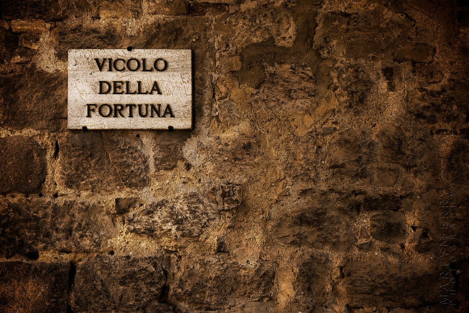 Fortune Lane - Italy