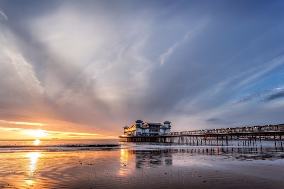 Stormy clouds at Weston-Super-Mare over the Grand Pier