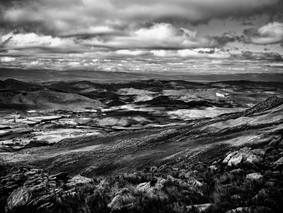Landscape image from the Swartberg Pass