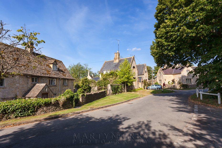 Swinbrook 03 - Swinbrook