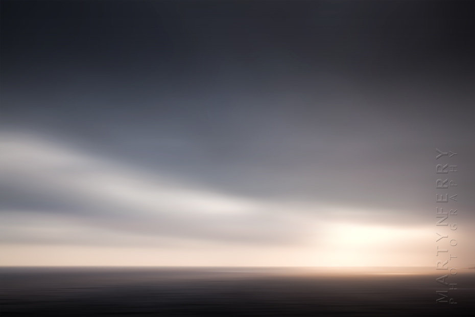 Beautiful colours of a setting sun over the sea