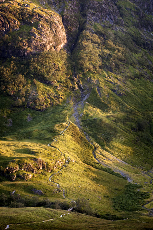 Photograph of hiking trail in the Three Sisters in Glen Coe