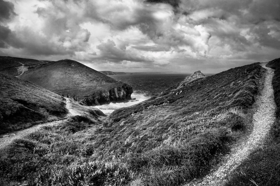 Dramatic image of Chapel Porth on a stormy day