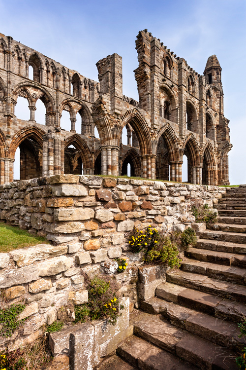 Image of Whitby Abbey on a sunny afternoon in North Yorkshire