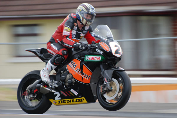 John McGuinness - DSC_0059_2-2 - North West 200 - 2009