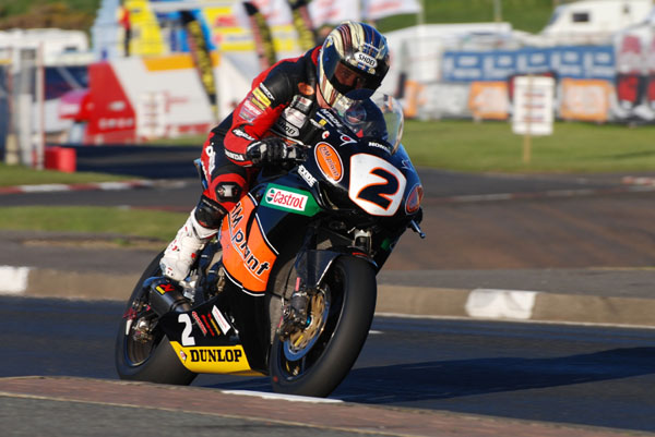 John McGuinness - DSC_0032_2 - North West 200 - 2009