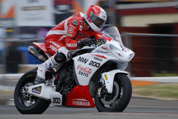 Michael Rutter - DSC_0068_2-2 - North West 200 - 2009