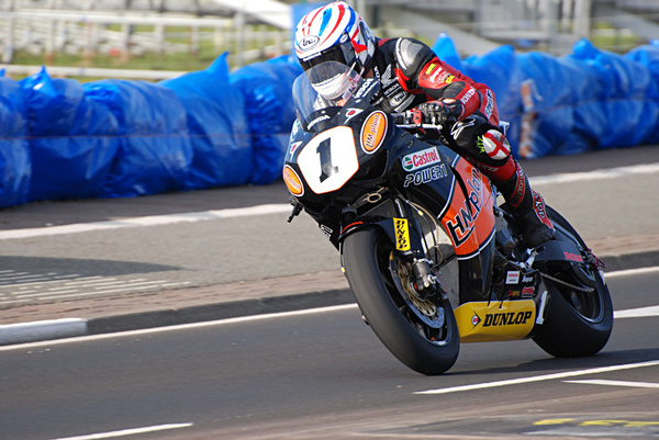 Steve Plater - Superbike - North West 200 - 2010
