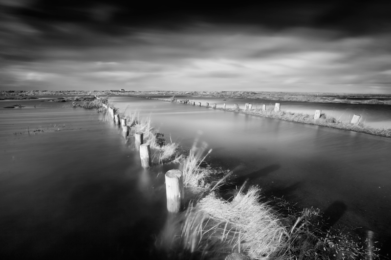 Underwater Ayres - Mann in Mono