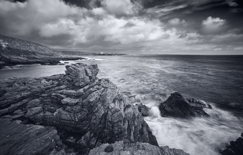 Perwick Bay - Mann in Mono