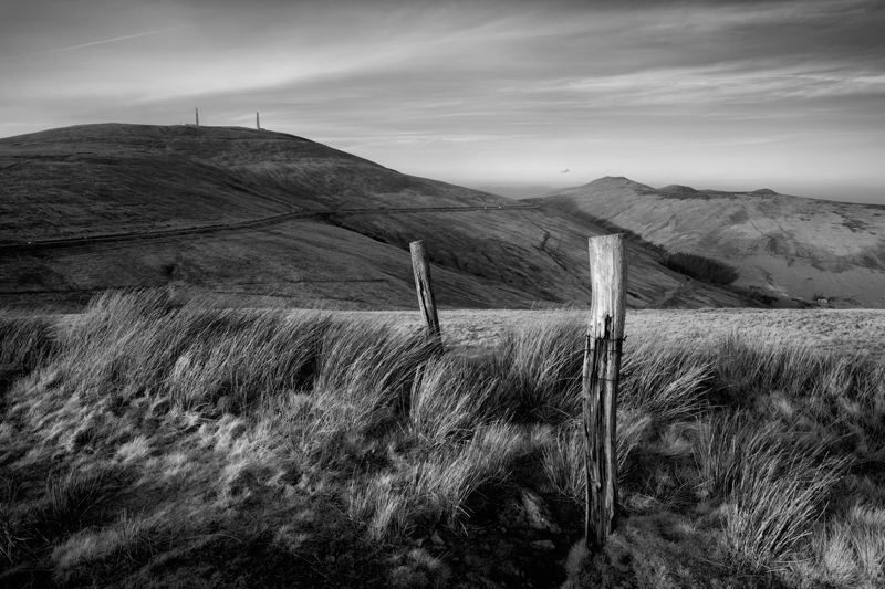 The Old Gate Posts - Mann in Mono