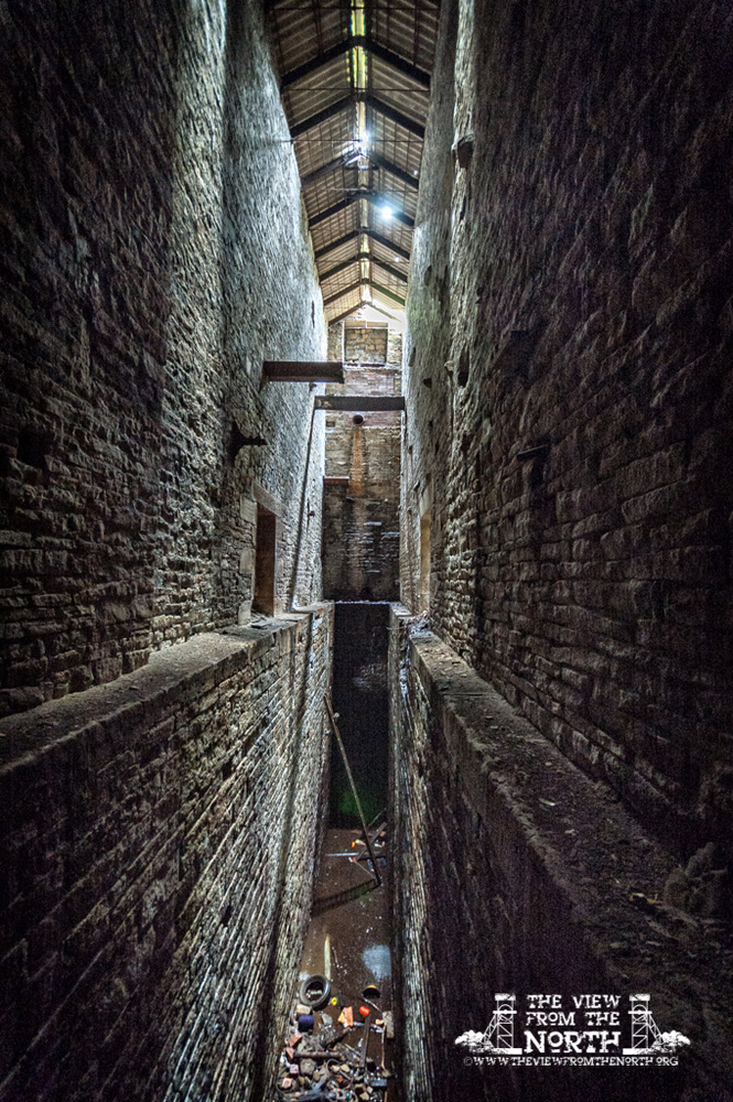 Urban Exploration (Urbex) of Brook Dyeing, Royd Edge Mills, Meltham
