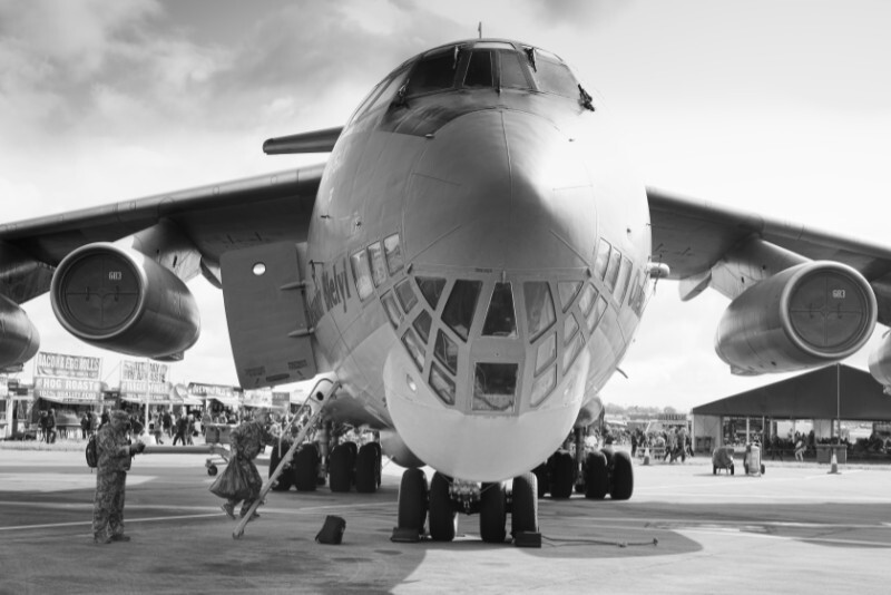 Ilyushin IL-76 - Aircraft in Black and White